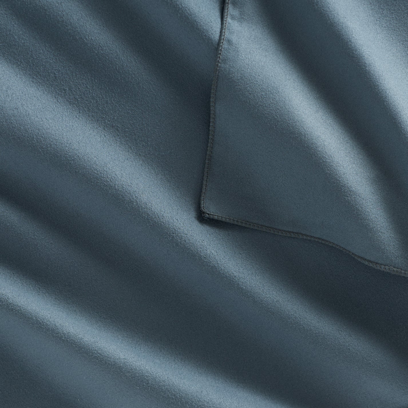 Talii Beach Towel - Quick-Dry Oversized Towel for Boating | Anchor Gear Co.