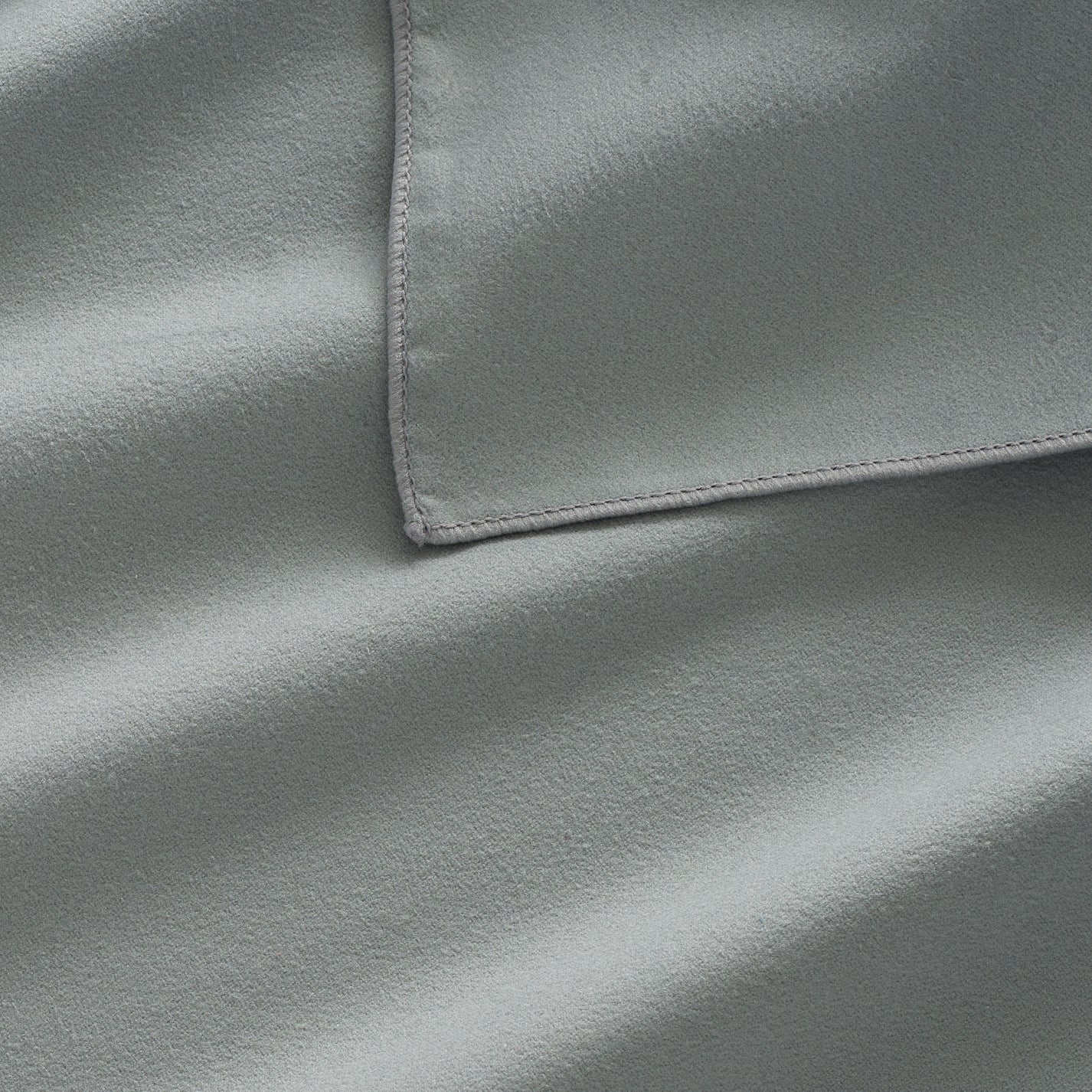 Talii Beach Towel - Quick-Dry Oversized Towel for Boating | Anchor Gear Co.