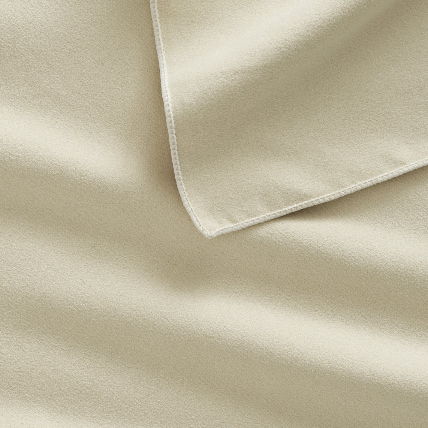 Talii Beach Towel - Quick-Dry Oversized Towel for Boating | Anchor Gear Co.