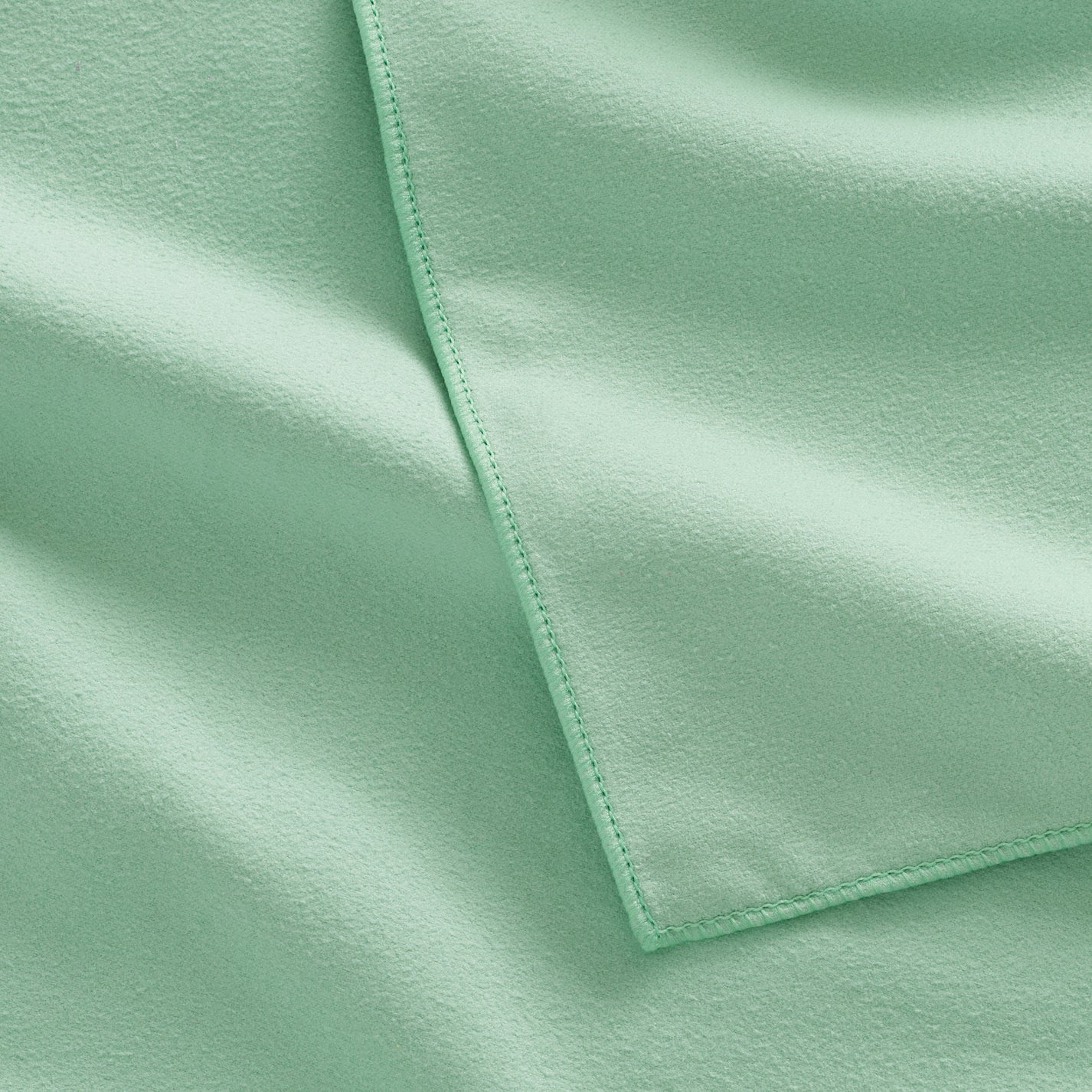 Talii Beach Towel - Quick-Dry Oversized Towel for Boating | Anchor Gear Co.