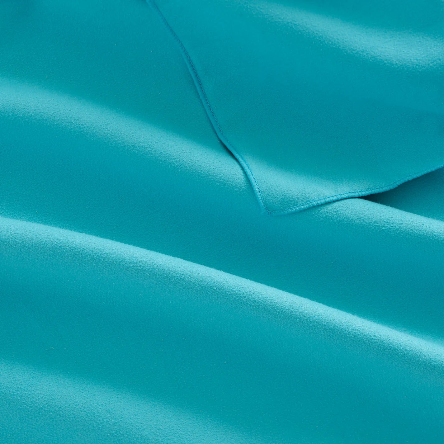 Talii Beach Towel - Quick-Dry Oversized Towel for Boating | Anchor Gear Co.