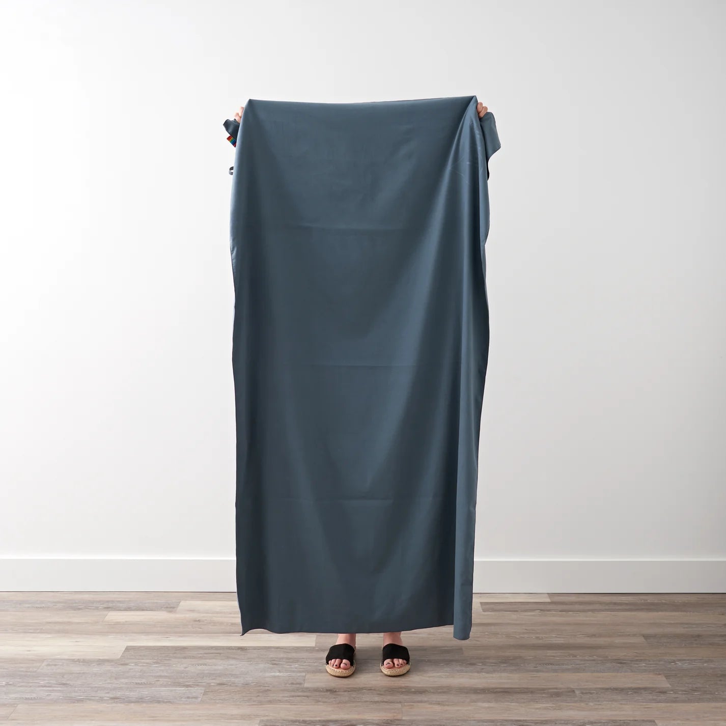 Talii Beach Towel - Quick-Dry Oversized Towel for Boating | Anchor Gear Co.