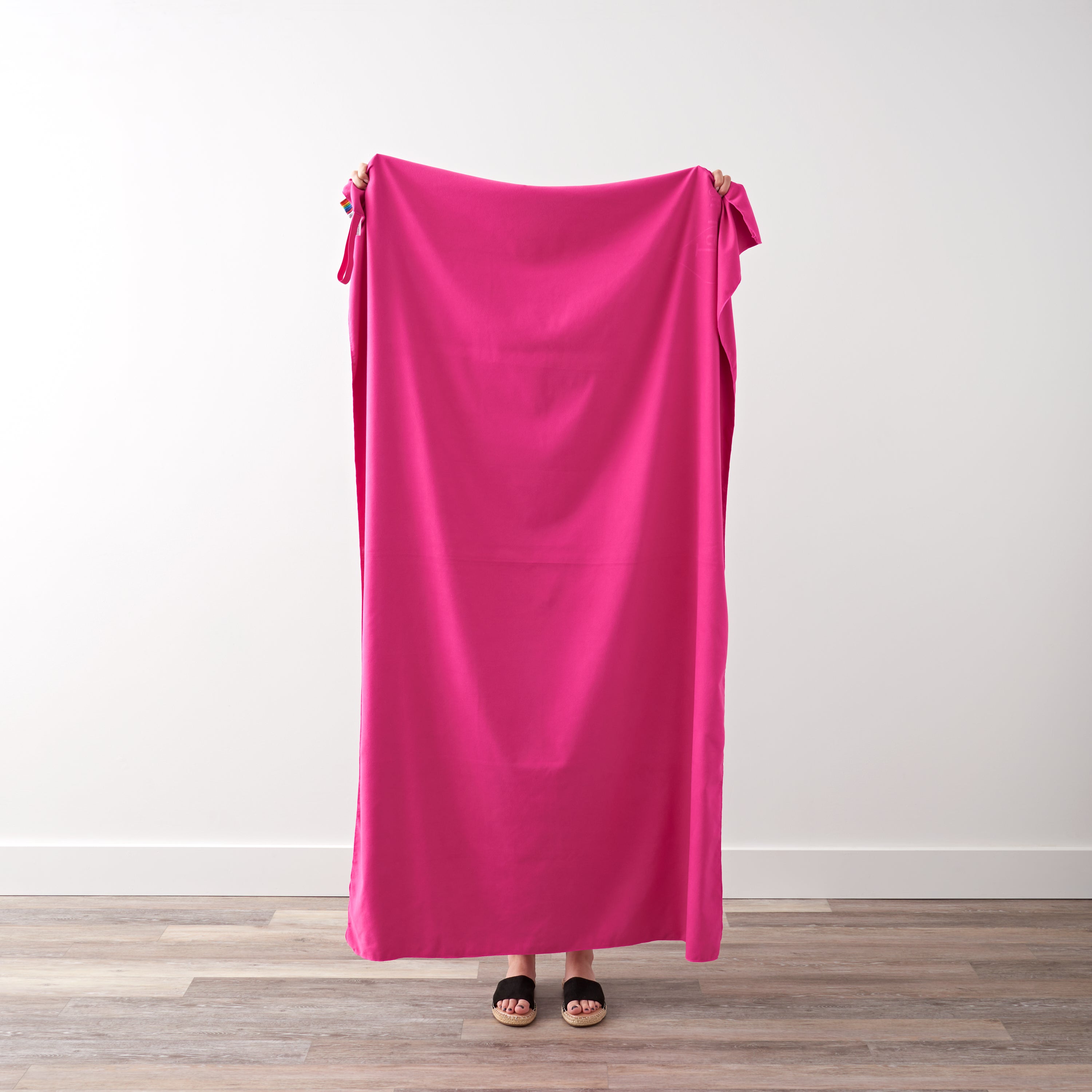 Talii Beach Towel - Quick-Dry Oversized Towel for Boating | Anchor Gear Co.