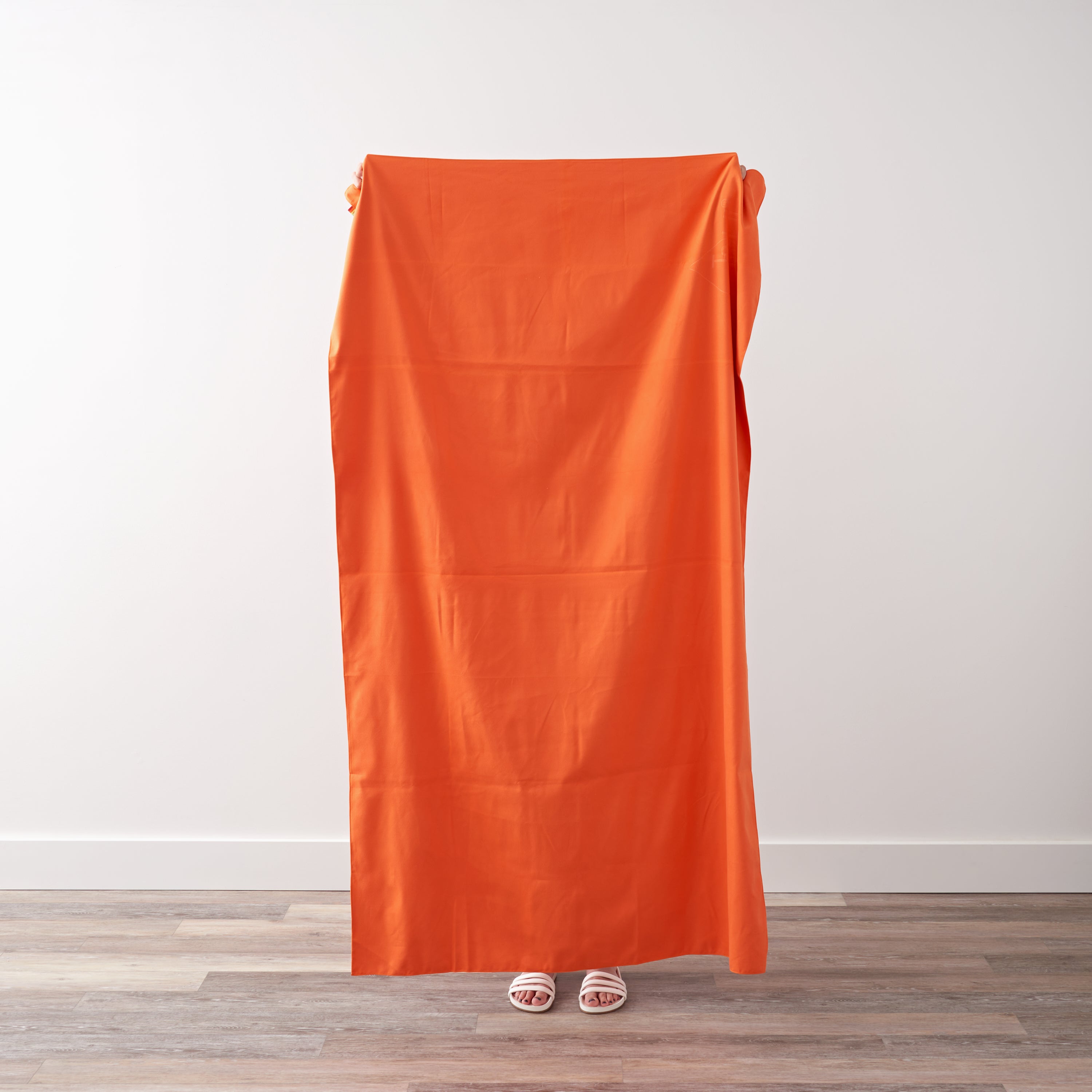Talii Beach Towel - Quick-Dry Oversized Towel for Boating | Anchor Gear Co.