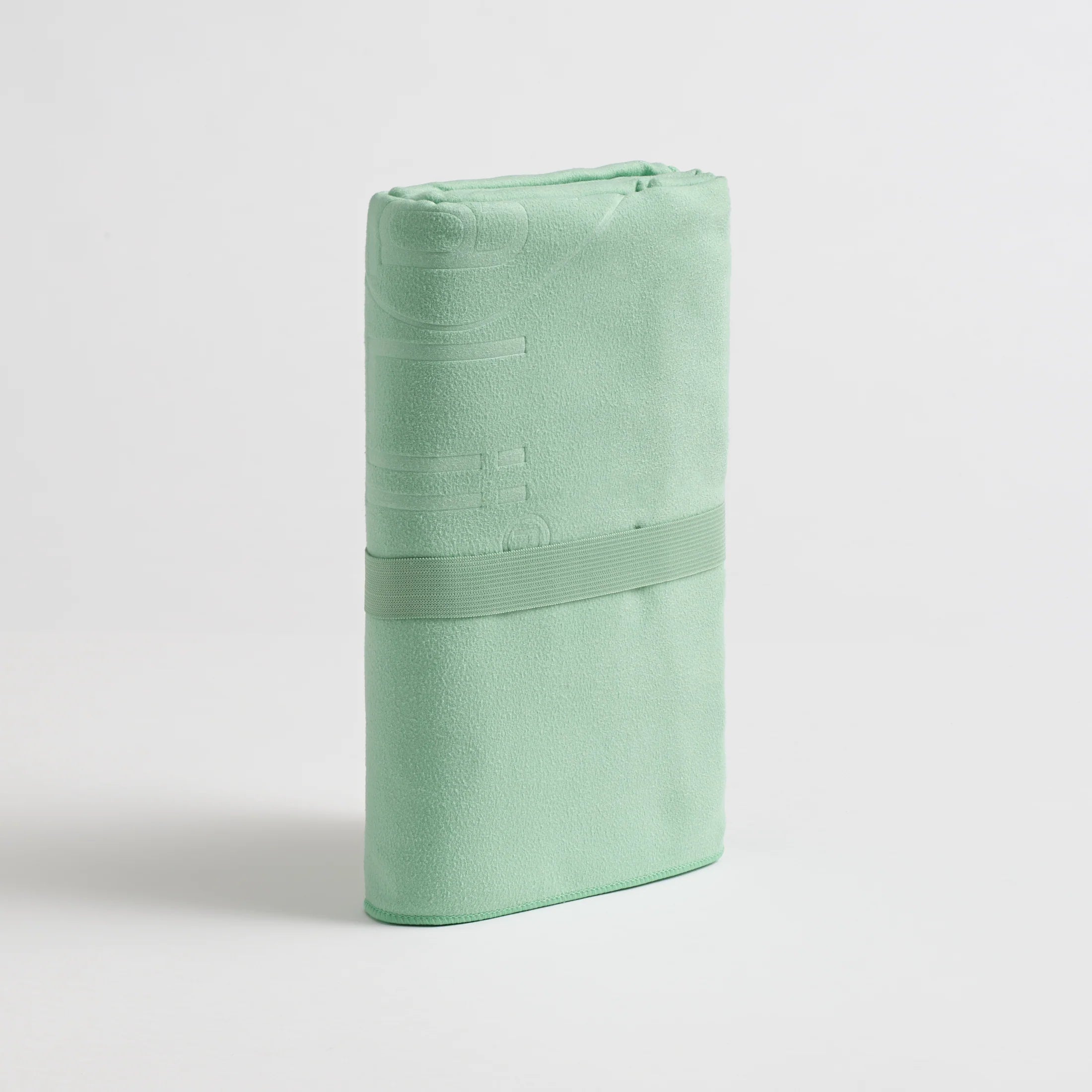 Talii Beach Towel - Quick-Dry Oversized Towel for Boating | Anchor Gear Co.